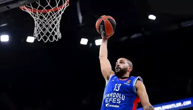 Anadolu Efes, EuroLeague'de 3'te 3 Hedefi Peşinde