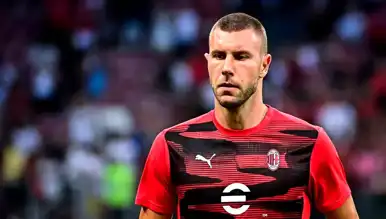 Galatasaray, Pavlovic'i Kapıda Bekliyor!
