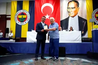 Efsane Fenerbahçeli Ogün Altıparmak Vefat Etti