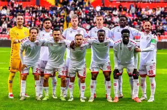 Transfer Yasağıyla 3. Sırada: Samsunspor'un Başarısı!