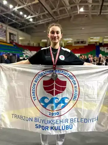 Elif Rana Yılmaz Türkiye Tekvando'da İkinci!