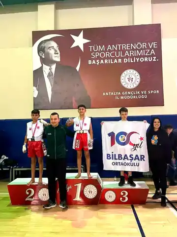 Kemer Kick Boks Takımı 10 Madalya Kazandı!