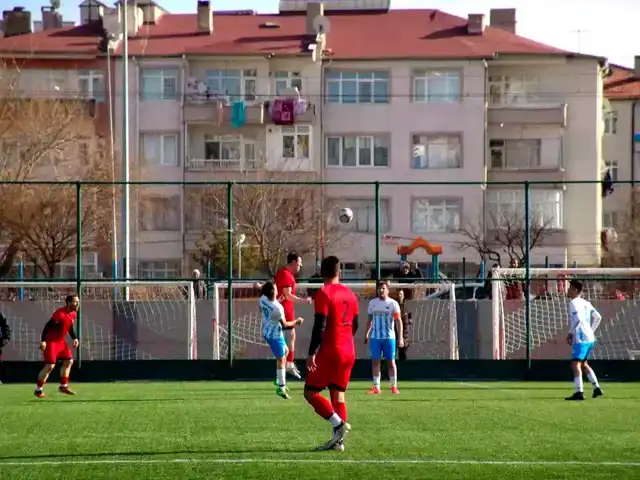 Özvatanspor, Geriden Gelerek Amaratspor'u Yendi!